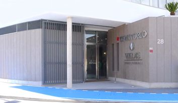 Tanatorio Vadis-Pobla de Vallbona_Entrada