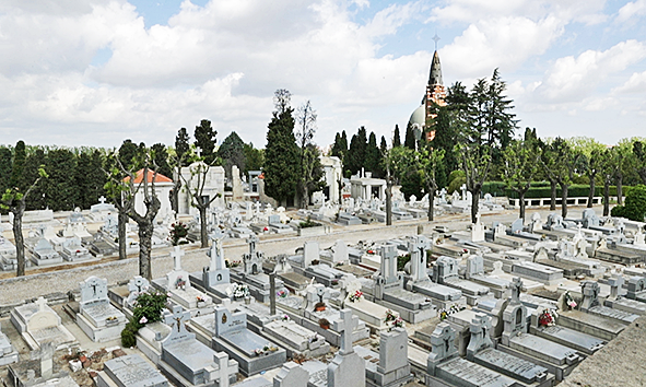 cementerio_de_la_almudena_tumbas-3