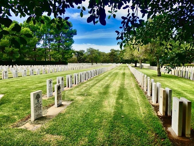 cemetery-4924784_640