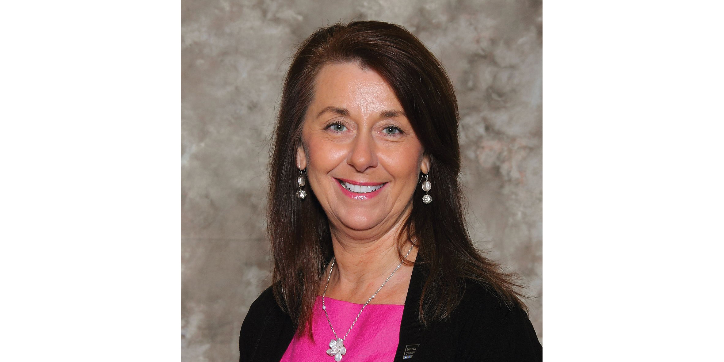 Christine Pepper, CAE NFDA Chief Executive Officer - EEUU